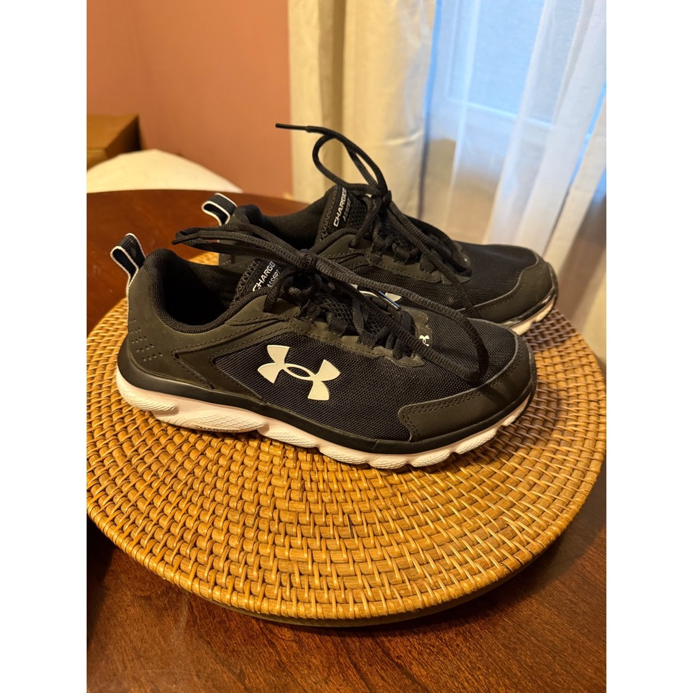 Under Armour Charged Assert Black White Running Shoes Womens 7 3024862-001